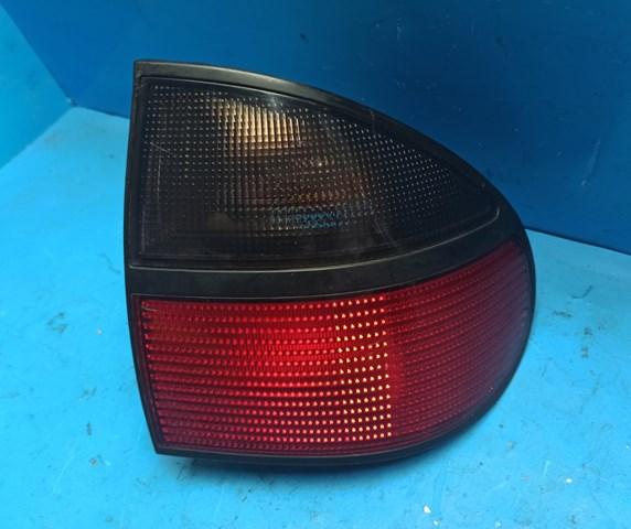 Правый стоп 7700820051 RENAULT