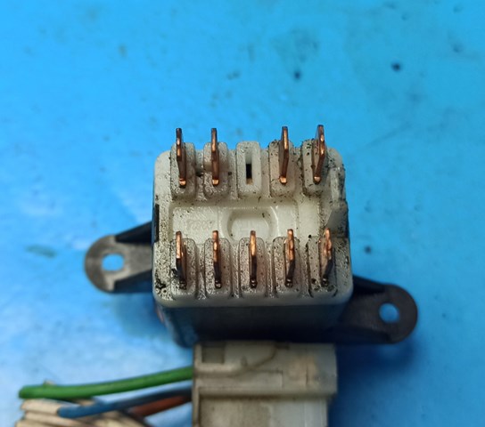 7700822955 RENAULT Кнопка включения аварийного сигнала купить в Ровно