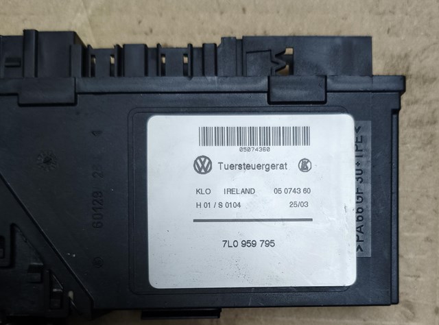 7L0959795 VAG Мотор стеклоподъемника двери задней левой купить в Днепр