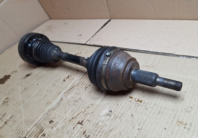 Ось передняя в сборе 7L6407271D VAG