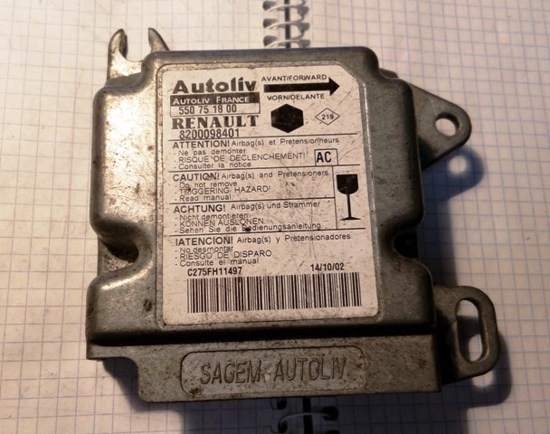 Блок управления airbag 8200098401 RENAULT