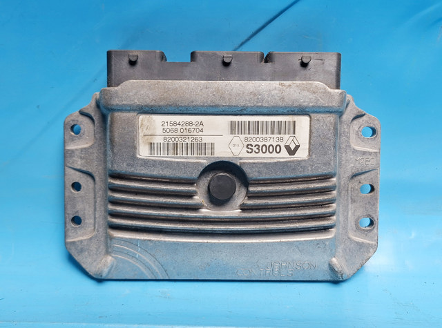 Модуль управления двигателем 8200387138 RENAULT
