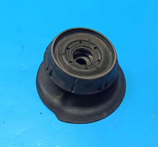 Тарелка задней пружины верхняя, металлическая 8200808455 RENAULT