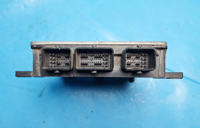 RENAULT 8200909666 Модуль управления (ЭБУ) двигателем в наличии Харьков