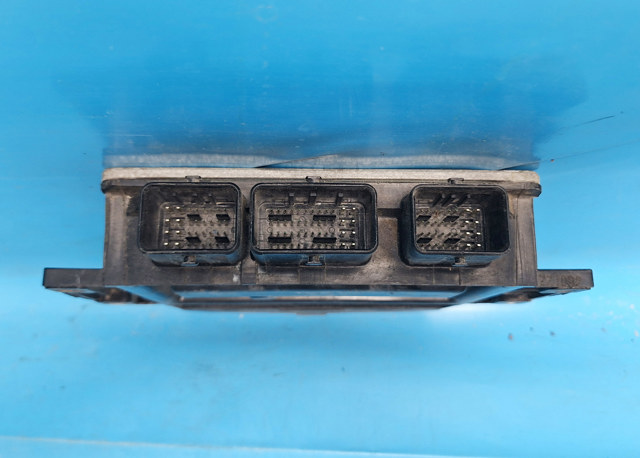 8201023847 RENAULT купить в Ровно