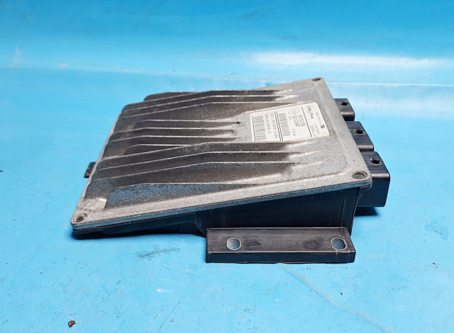 8201023847 RENAULT купить в Запорожье