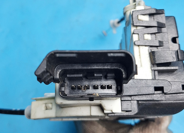 828418 PEUGEOT купить в Запорожье