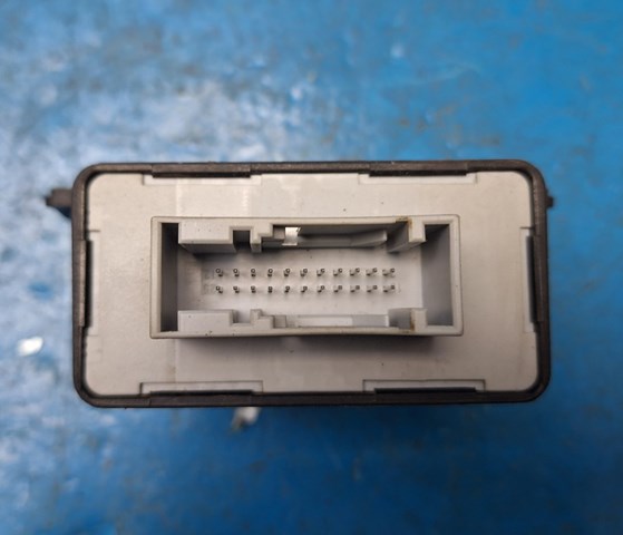8P0907357B купить Ирпень