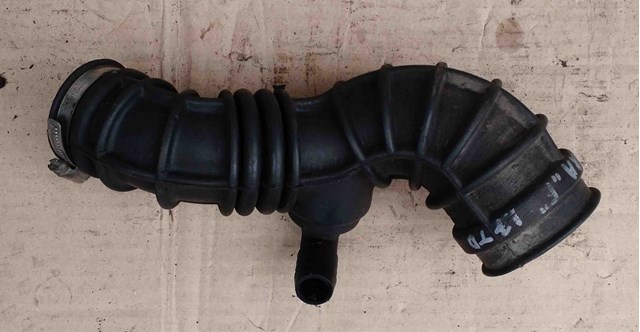 Патрубок расходомера воздуха 90411677 OPEL