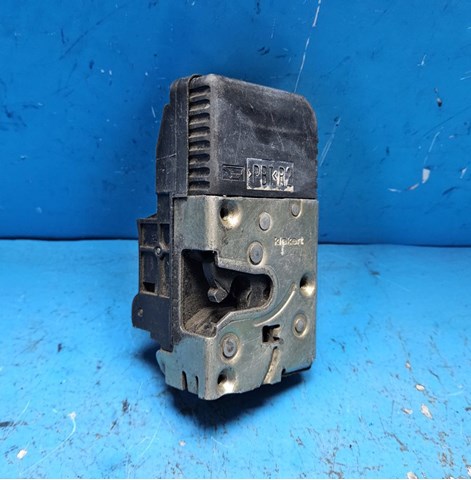 Замок передней пассажирской двери 9136K2 PEUGEOT