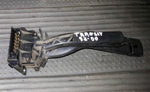 Подрулевой правый переключатель  95VB11K665AA FORD