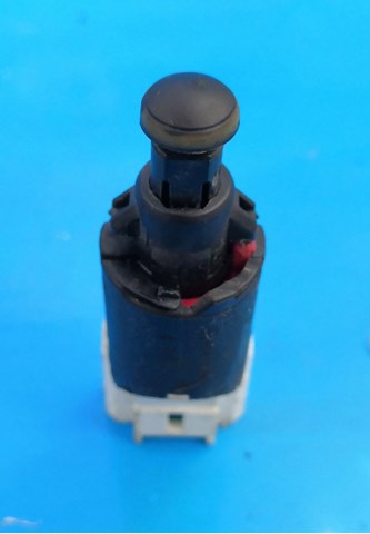 9643478880 PEUGEOT Датчик стоп сигнала купить в Тернополь