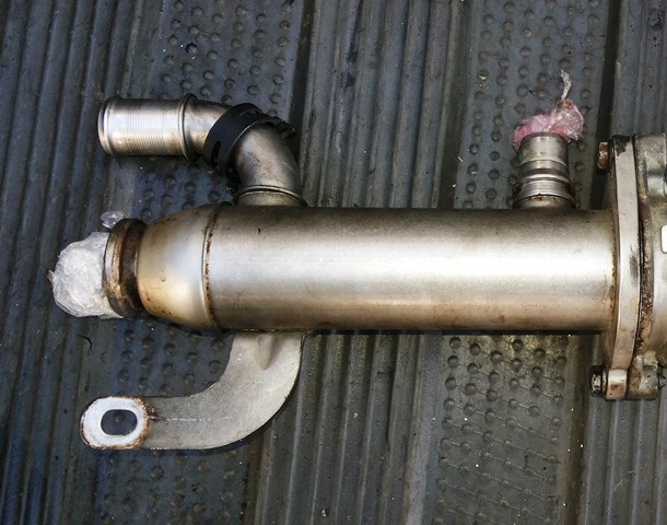 Радиатор системы EGR 9645689780 PEUGEOT