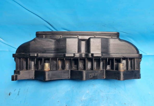 A6460901637 MERCEDES Впускной коллектор купить в Киев