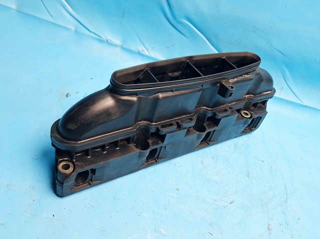 Коллектор впускной A6460901637 MERCEDES