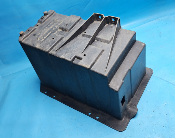 Крепление аккумулятора A9066200131 MERCEDES