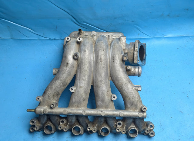 MITSUBISHI MD310209 Коллектор впускной в наличии Ужгород