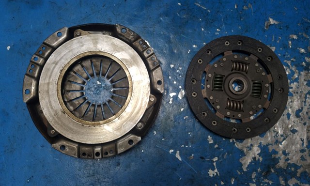 MAZDA Z60116410B Корзина сцепления в наличии Ирпень