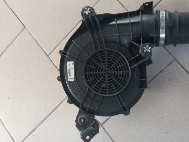 RENAULT 290924794R Корпус вентилятора печки в наличии Хмельницкий