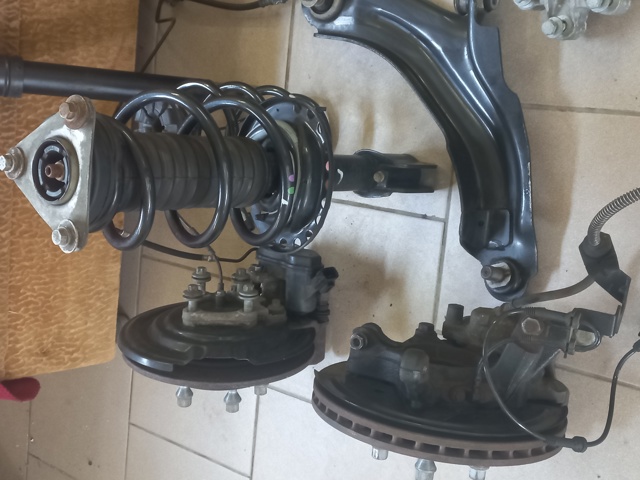 Кожух тормозного диска переднего правого 400140119R RENAULT