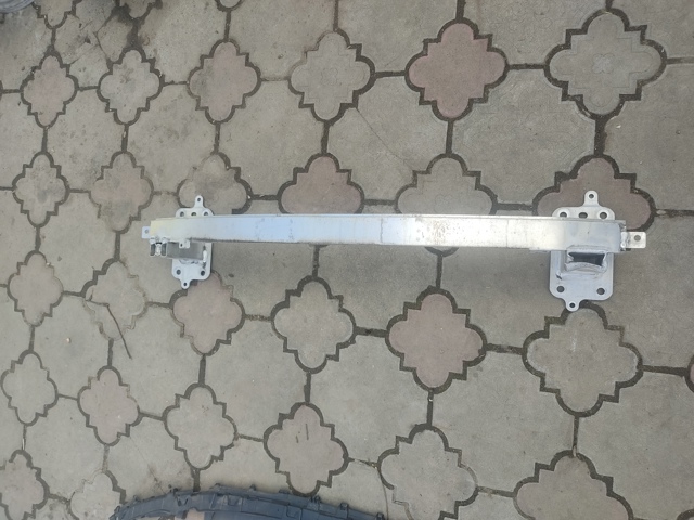 Балка бампера переднего 13426328 OPEL