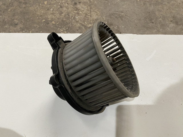 0K01A61B10 HYUNDAI купить в Чернигов