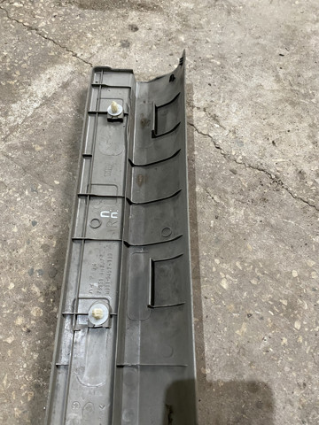 NISSAN 769518H300 в наличии Киев