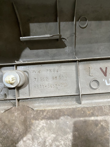 NISSAN 769528H300 в наличии Житомир