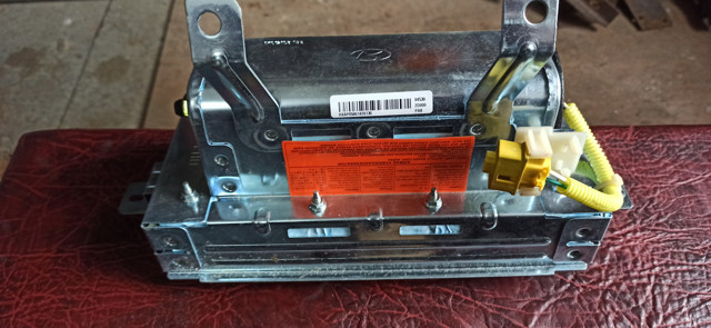 845302D000 HYUNDAI Подушка безопасности пассажира купить в Чернигов