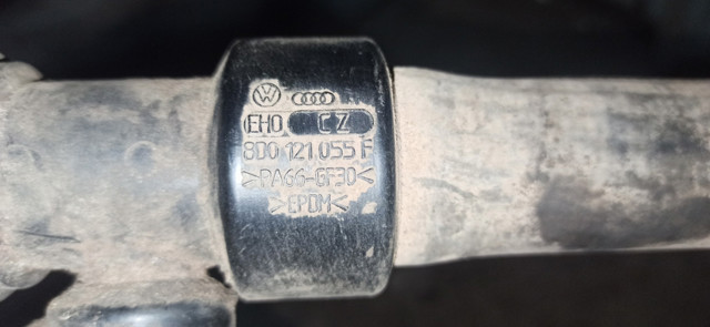 VAG 8D0121055F Нижний шлаг радиатора охлаждения в наличии Ровно