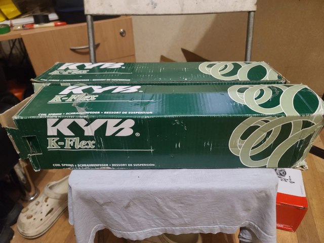KAYABA RA6202 Задняя пружина в наличии Кривой Рог