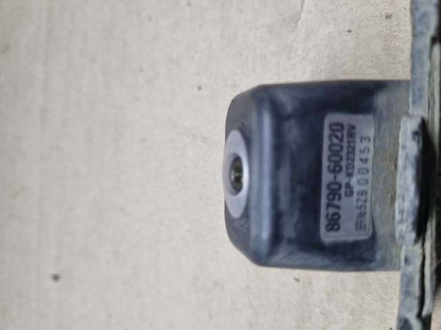 Камера заднего вида 8679060020 TOYOTA