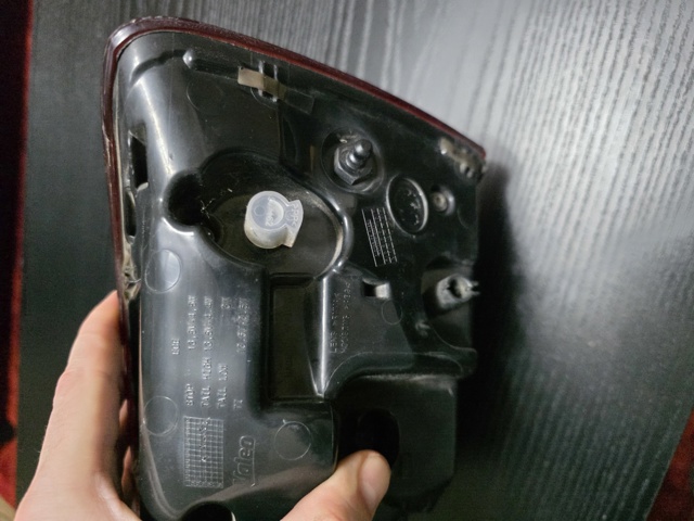 4G9945095E VAG Фонарь задний левый внешний купить в Ровно