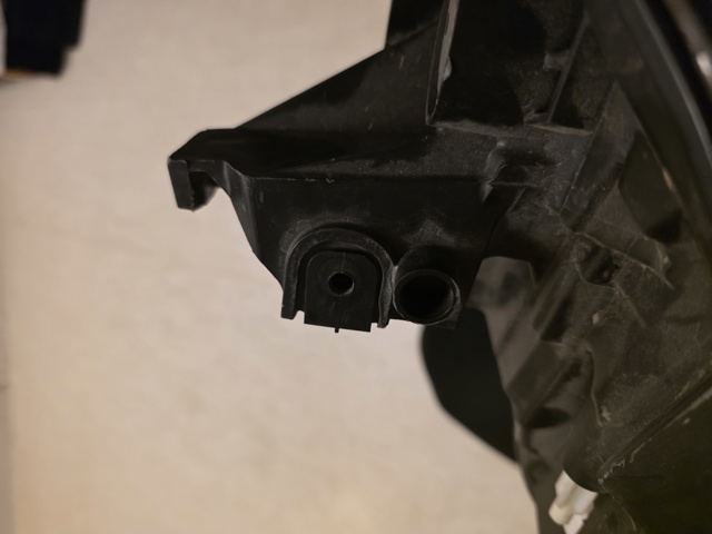 FORD GV4113W030CJ Фара левая в наличии Львов