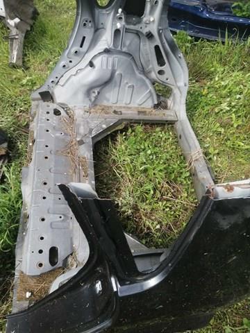 RENAULT 7751477727 Крыло заднее правое в наличии Кривой Рог