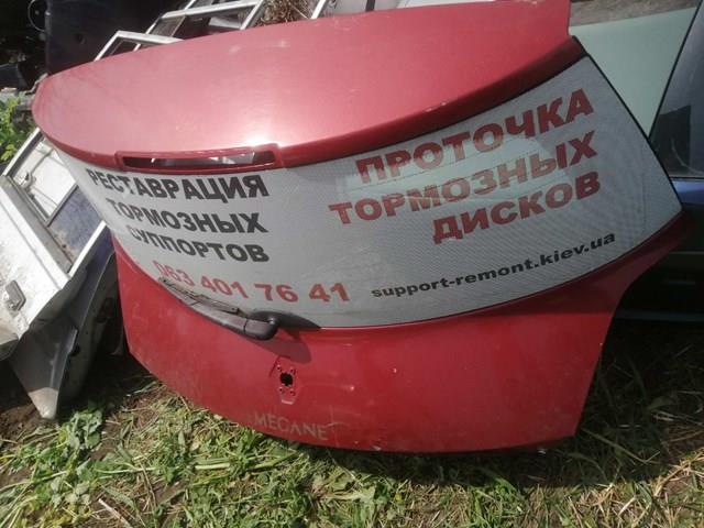 RENAULT 8200026561 Стекло багажника двери 3/5-й задней (ляды) в наличии Украина