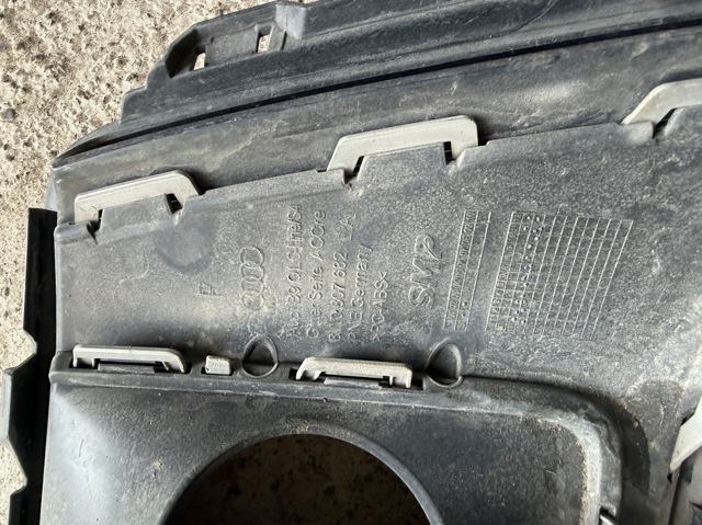 VAG 8W0807682 в наличии Киев