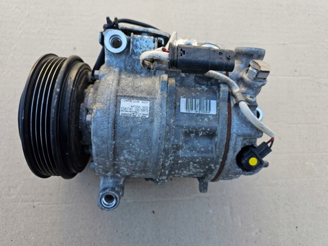 MERCEDES 0038304460 Компрессор кондиционера в наличии Чернигов