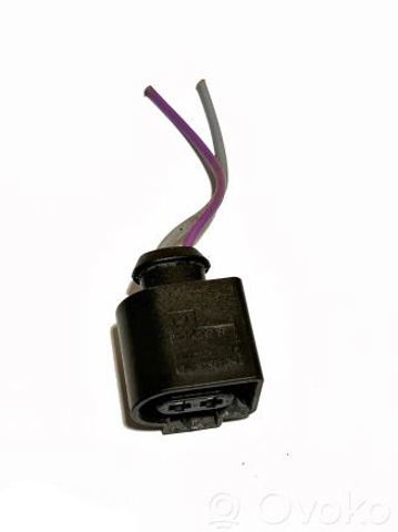 MERCEDES 0165454626 Разъем (фишка) генератора в наличии Киев