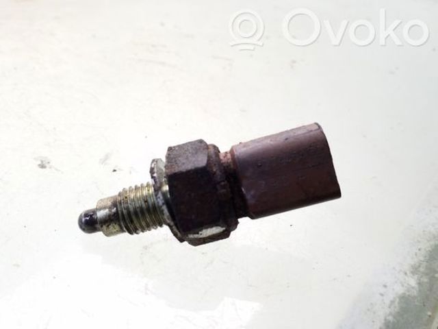02T945415D VAG Датчик включения фонарей заднего хода купить в Ирпень