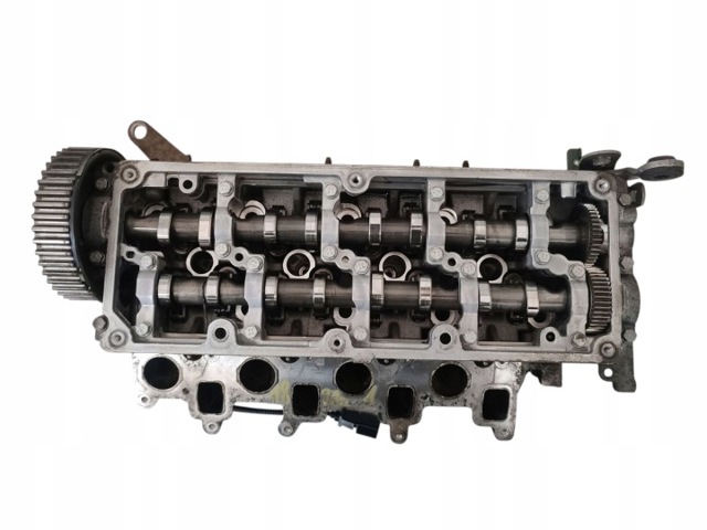 ГБЦ  двигателя Volkswagen Touran II