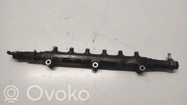 VOLVO 0445215010 Распределитель топлива (рампа) в наличии Николаев