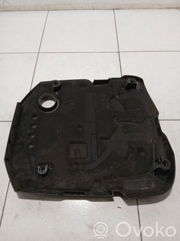 04L103925 VAG Крышка двигателя купить в Ирпень