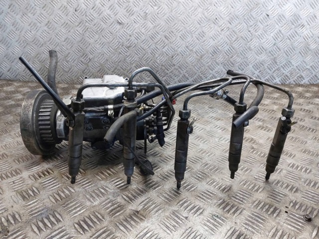 Форсунка впрыска топлива 074130202B VOLVO