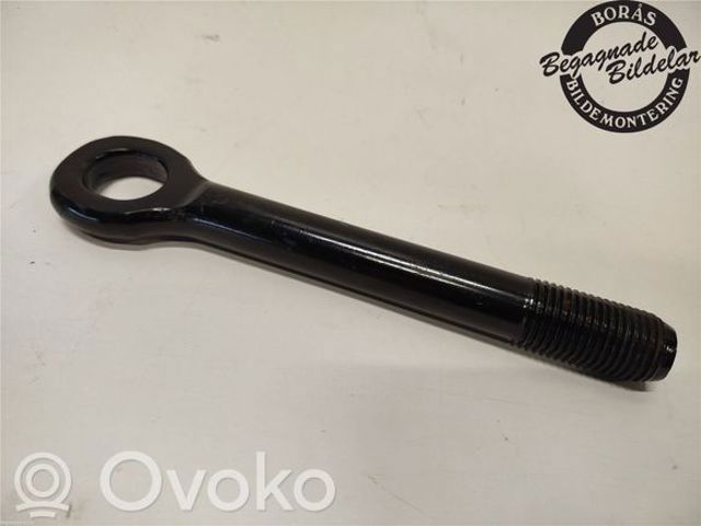 091473J000 Крюк буксировочный купить Львов
