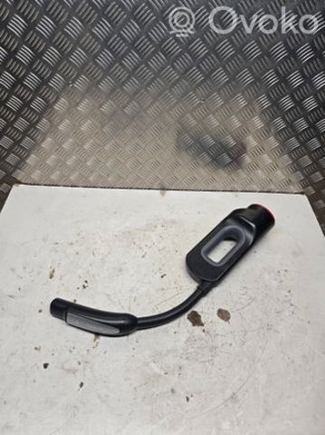 103639210D Tesla