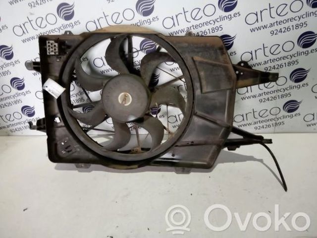 FORD 1075123 Диффузор радиатора охлаждения, в сборе с мотором и крыльчаткой в наличии Одесса