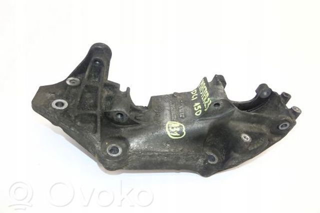 117103585R RENAULT Кронштейн генератора купить в Чернигов