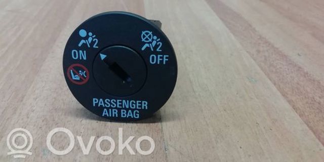 1240410 OPEL Кнопка отключения подушек безопасности AIRBAG купить в Львов