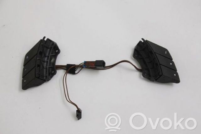 OPEL 1243008 Блок кнопочных переключателей рулевого колеса в наличии Черкассы